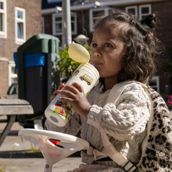 IZY Drinkfles - Kinderbeker - Geel - Waterfles met Rietje - Thermosbeker - RVS - 6 uur lang warm - 350 ml - Afbeelding 3
