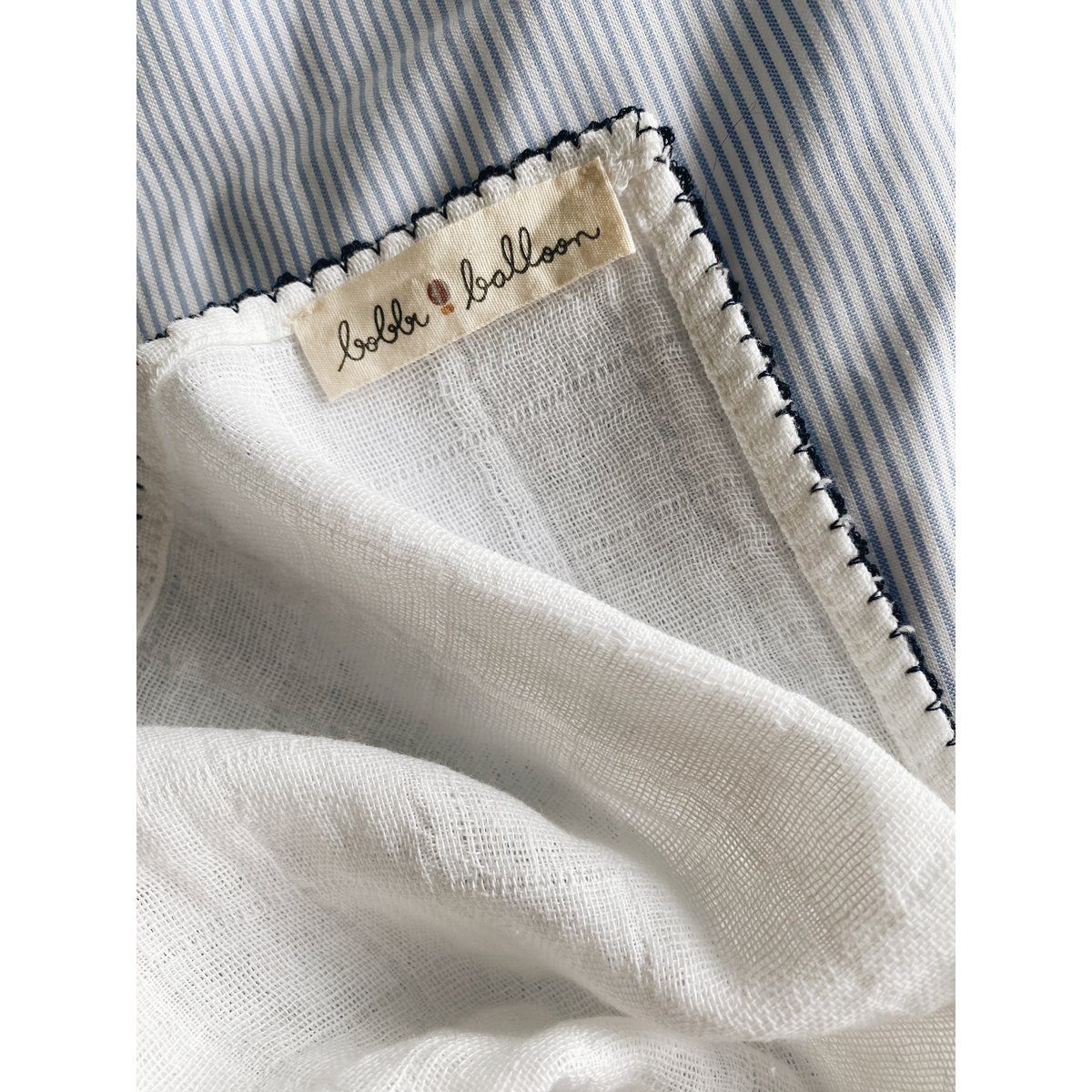 Bobbi Balloon Mousseline met gehaakte bies - marineblauw - Afbeelding 2