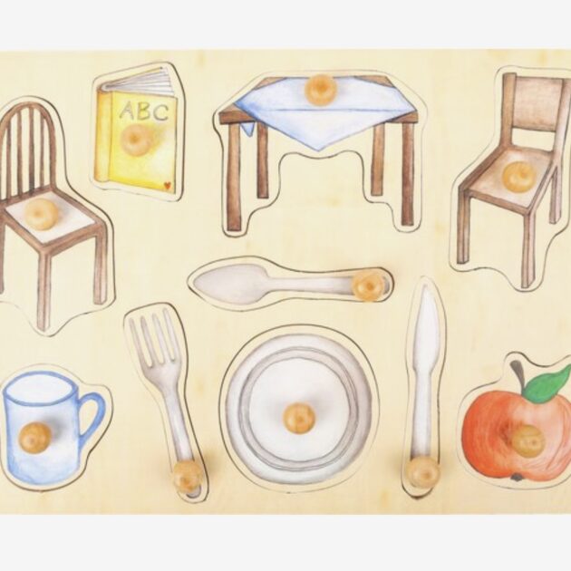 Small foot -Legpuzzel aan tafel